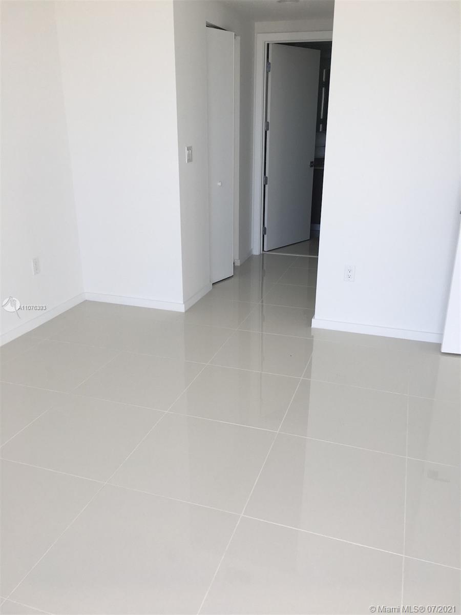 5252 PASEO CONDO - Residential