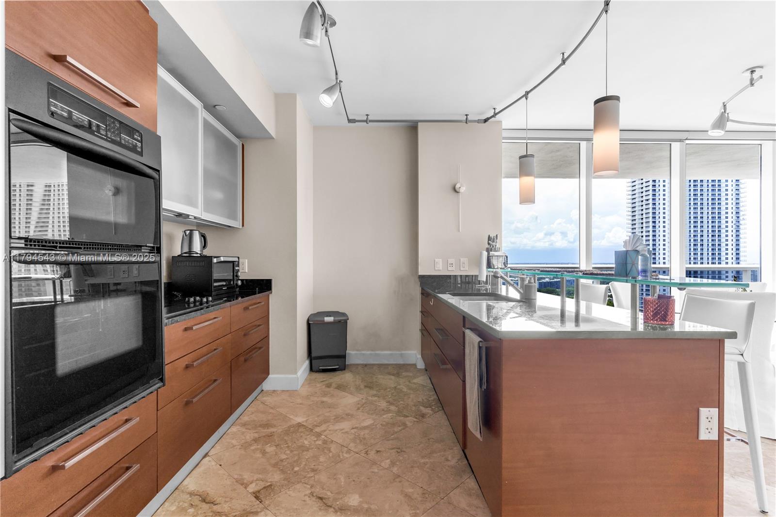 BEACH CLUB TWO CONDO - Residential Lease