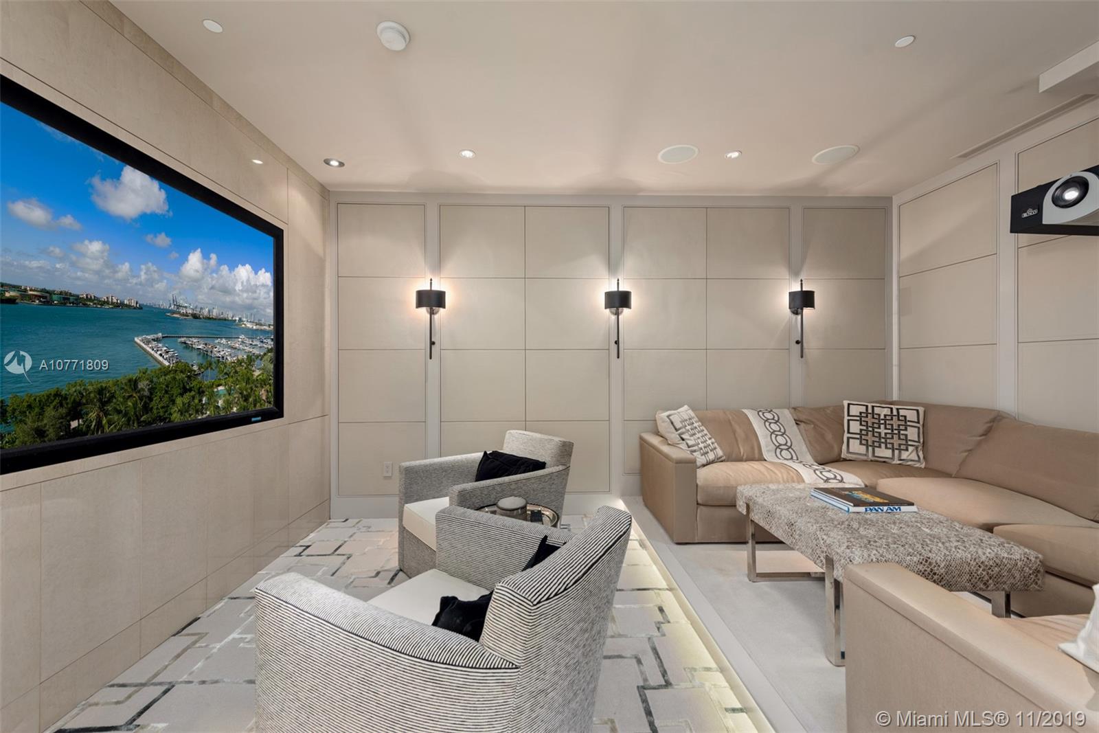 APOGEE CONDO - Residential