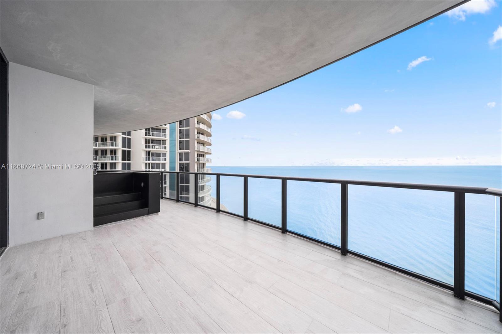 18555 COLLINS AVENUE COND - Residential Lease