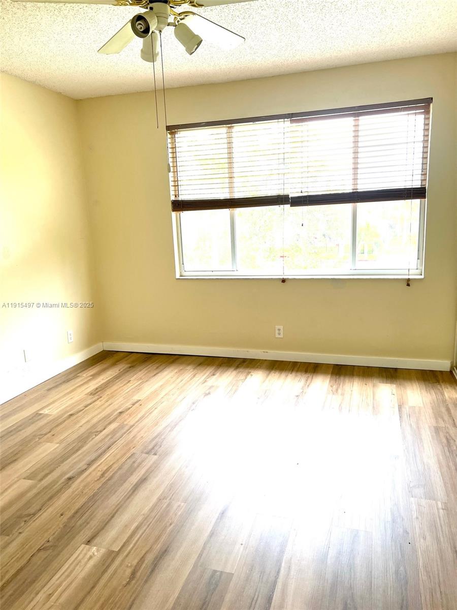 SANIBEL LAND SECT 6-NORTH - Residential