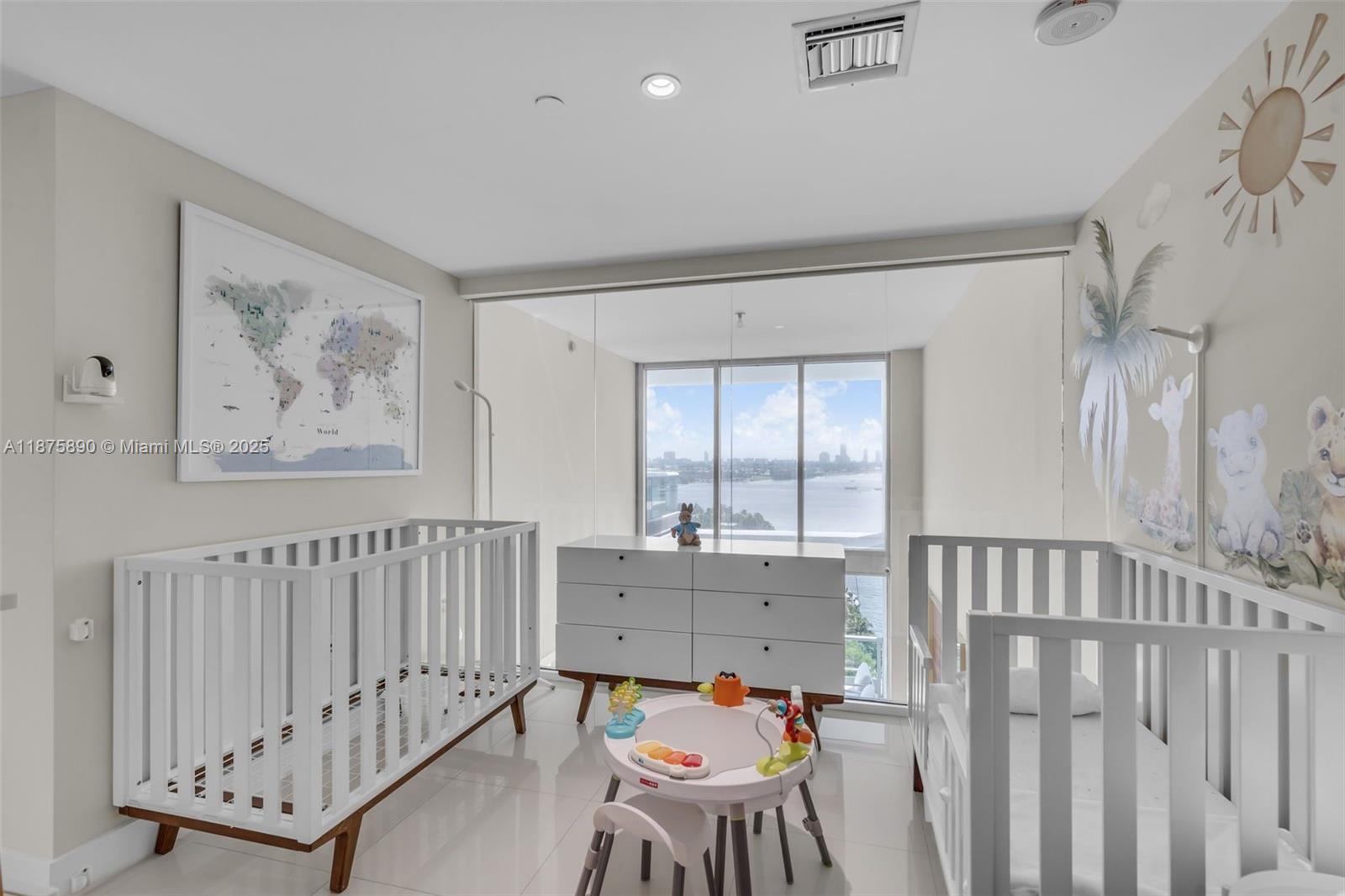 900 BISCAYNE BAY CONDO - Residential