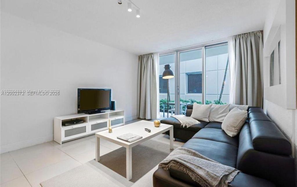 Photo of 3901 S Ocean Dr #1B, Hollywood, FL 33019 (MLS # A12002372)