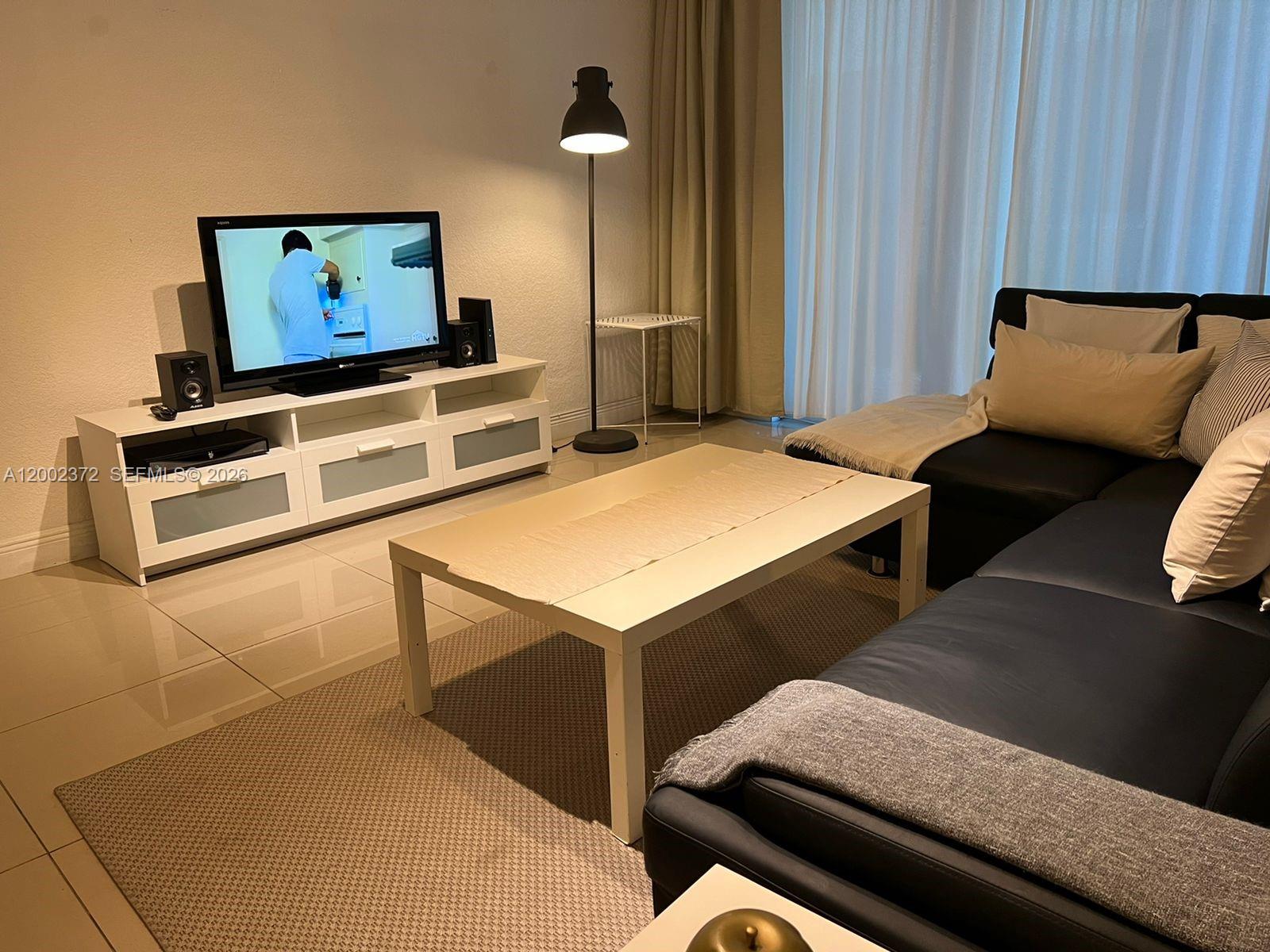 TIDES ON HOLLYWOOD BEACH - Residential