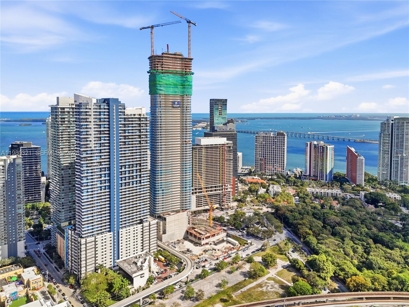 INFINITY AT BRICKELL COND - Residential
