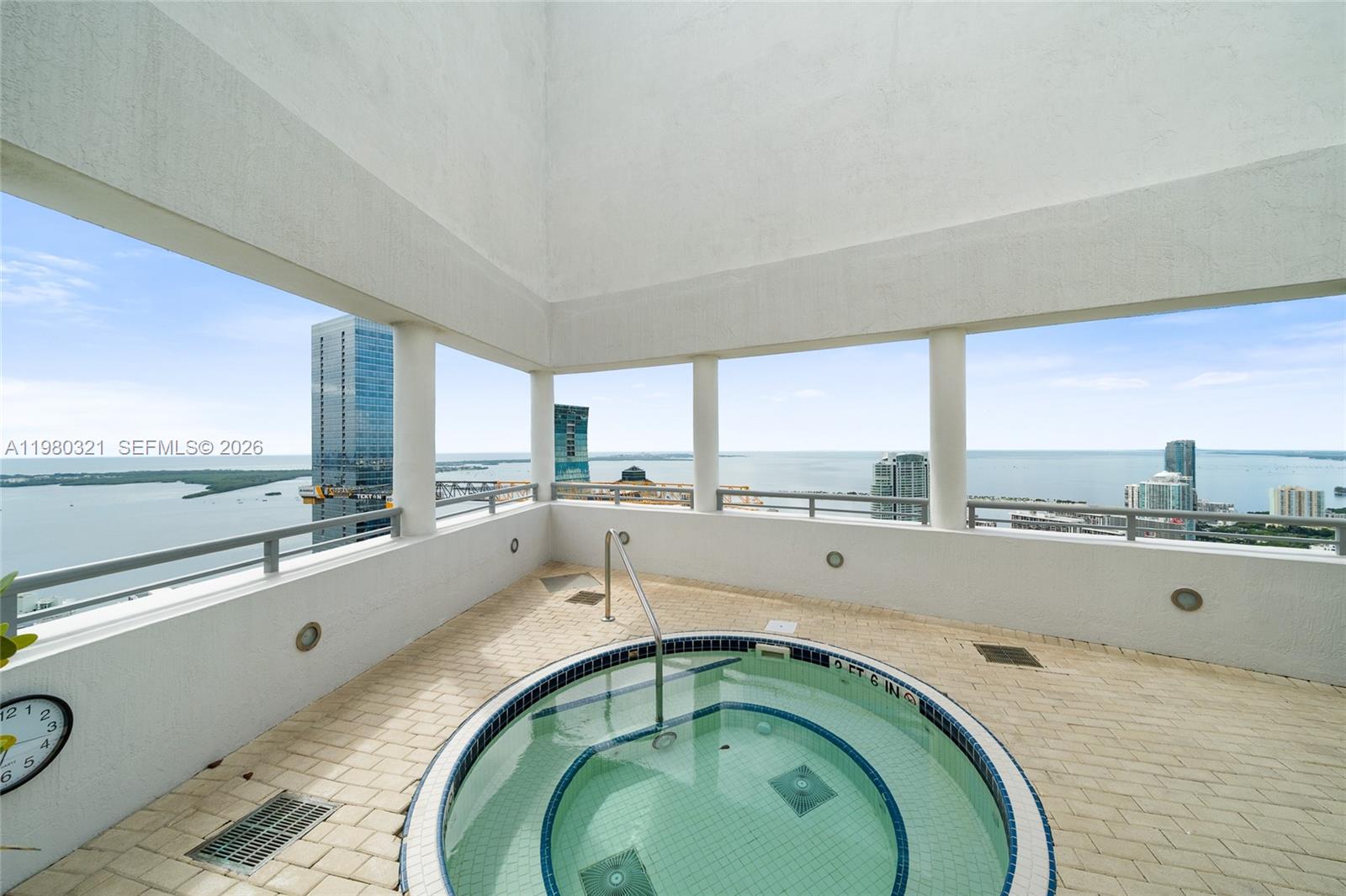 INFINITY AT BRICKELL COND - Residential