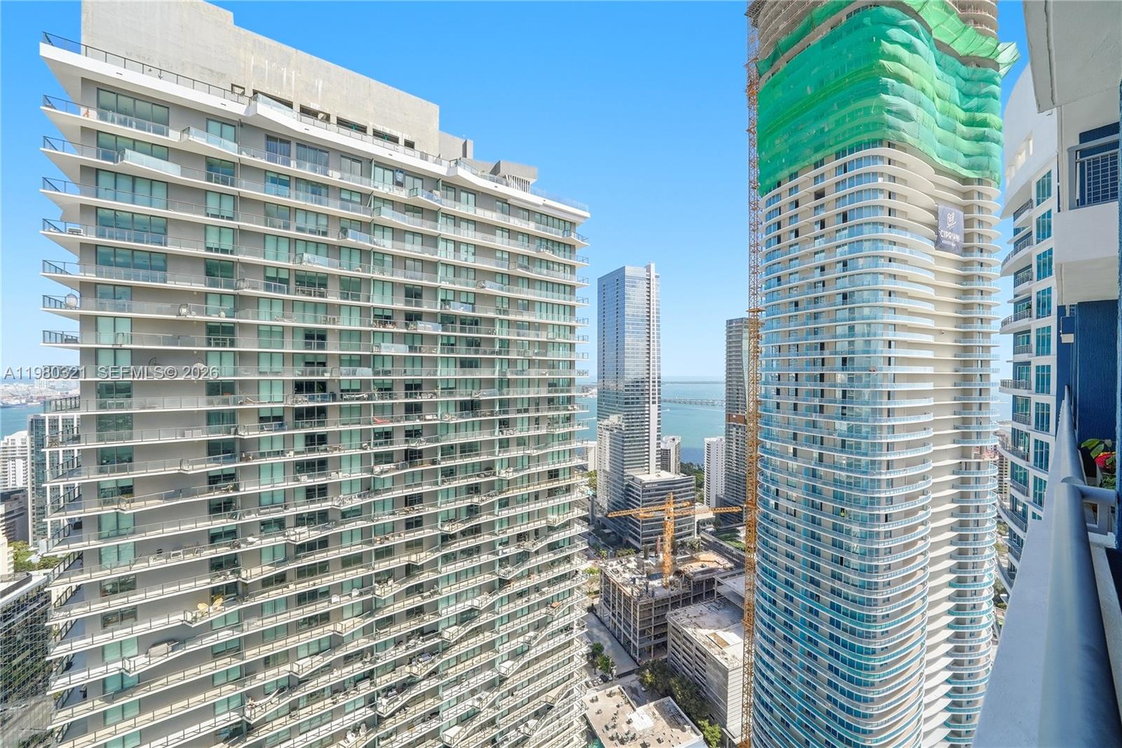 INFINITY AT BRICKELL COND - Residential