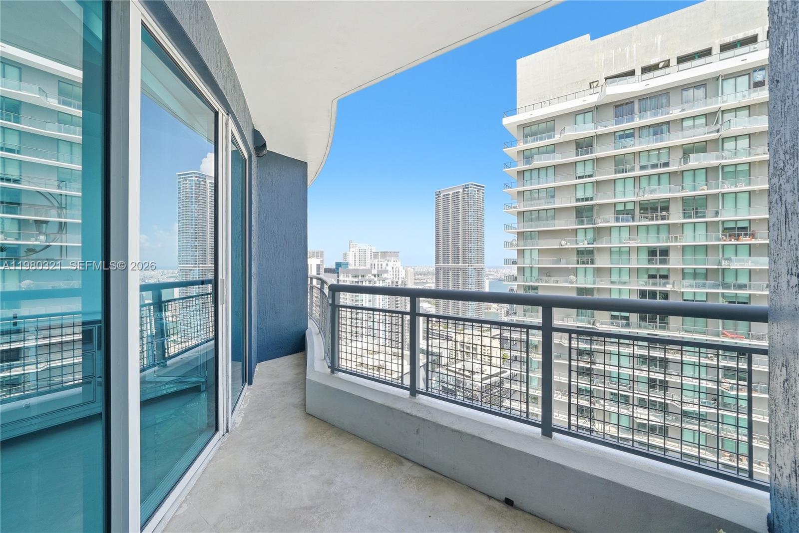 INFINITY AT BRICKELL COND - Residential