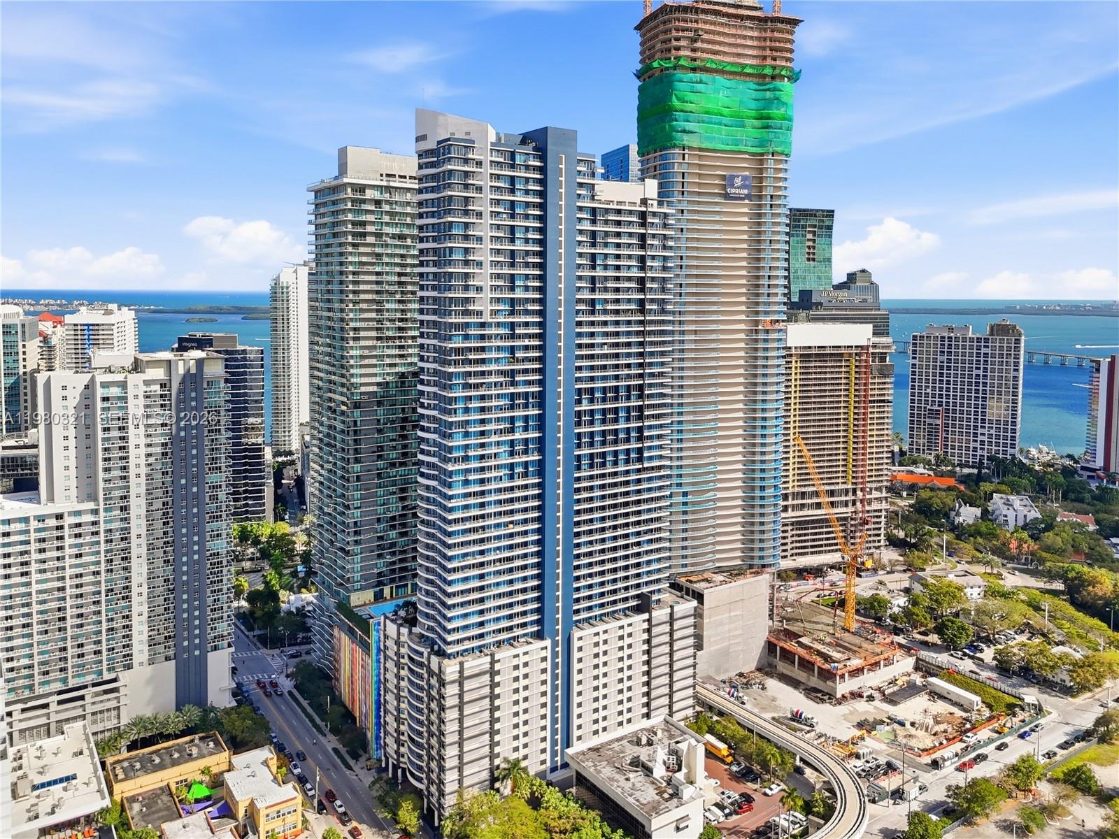 INFINITY AT BRICKELL COND - Residential