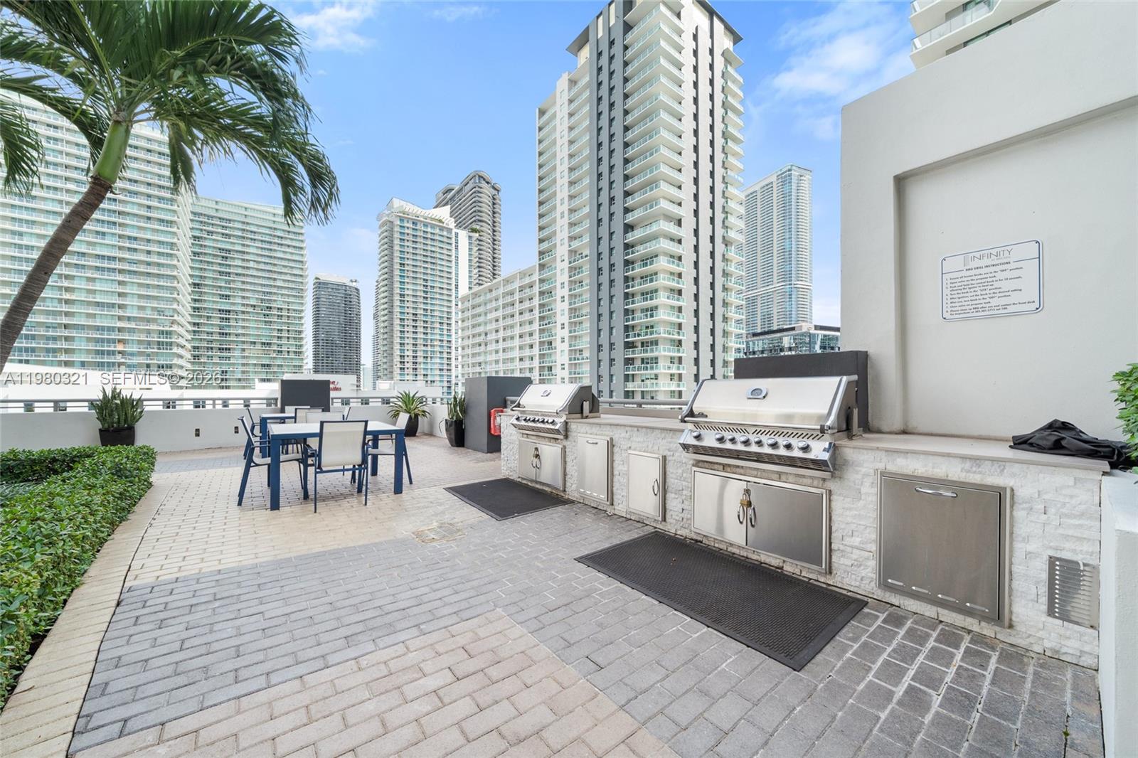 INFINITY AT BRICKELL COND - Residential