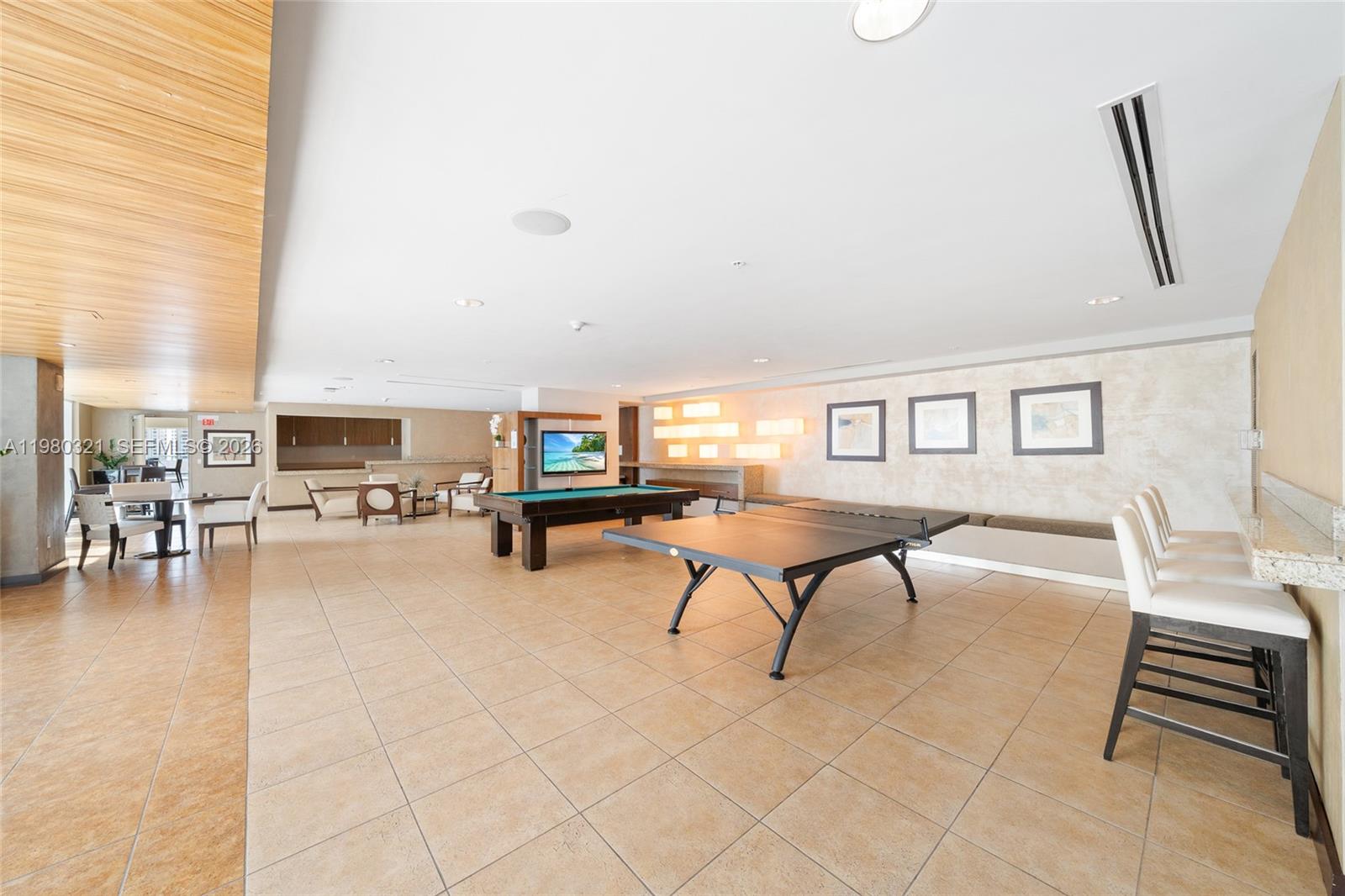 INFINITY AT BRICKELL COND - Residential