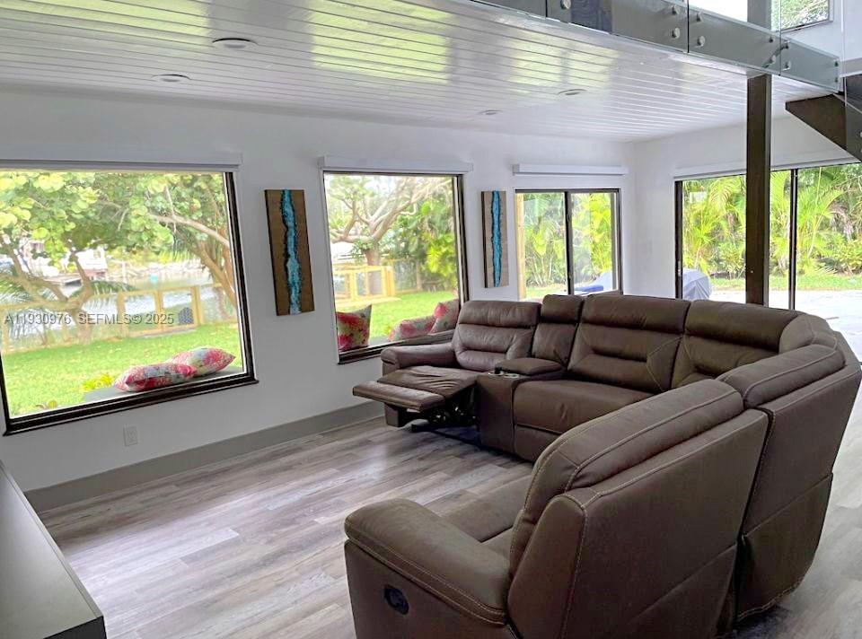 LAKE FOREST SEC 4 - Residential Lease