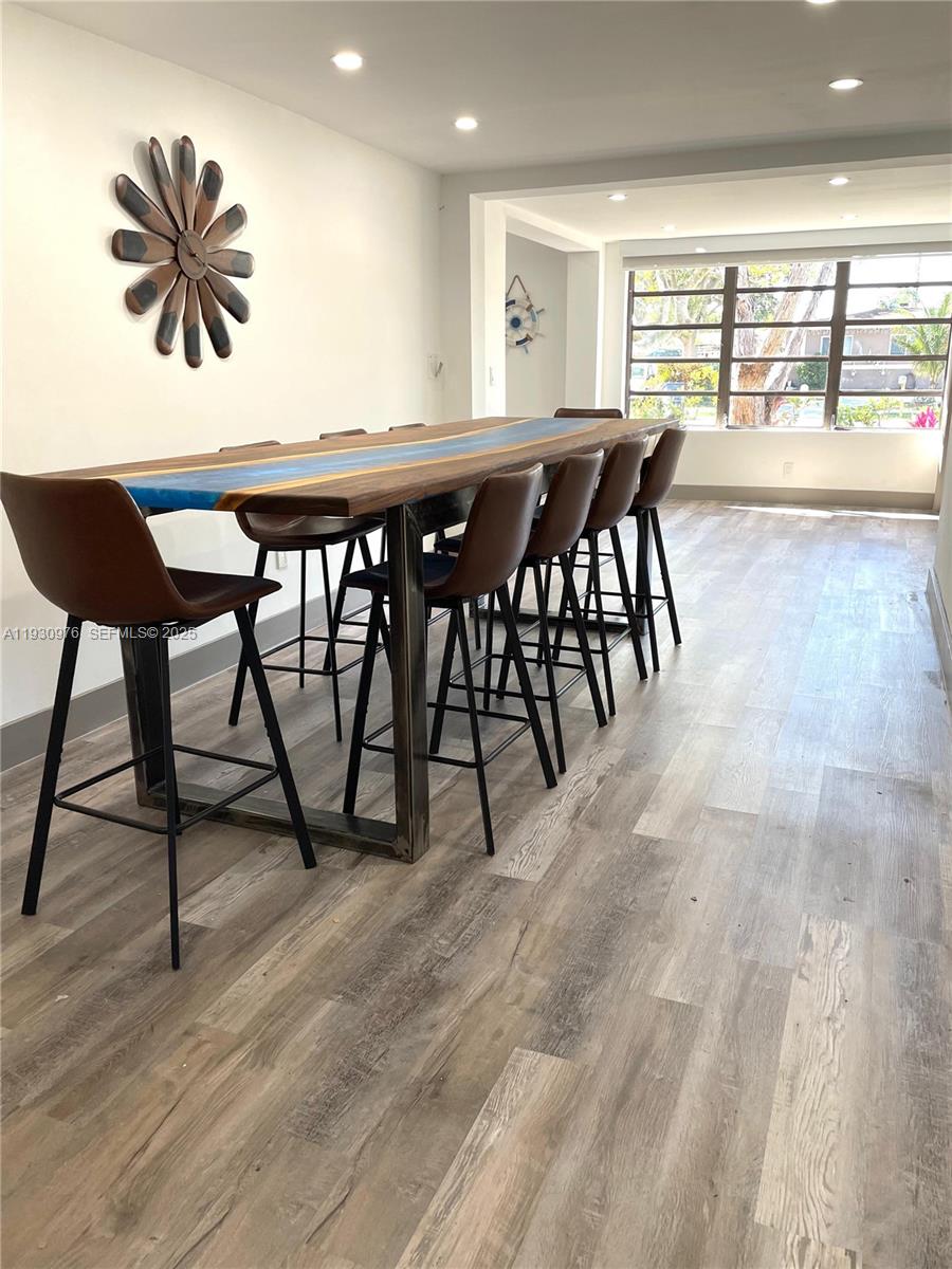 LAKE FOREST SEC 4 - Residential Lease