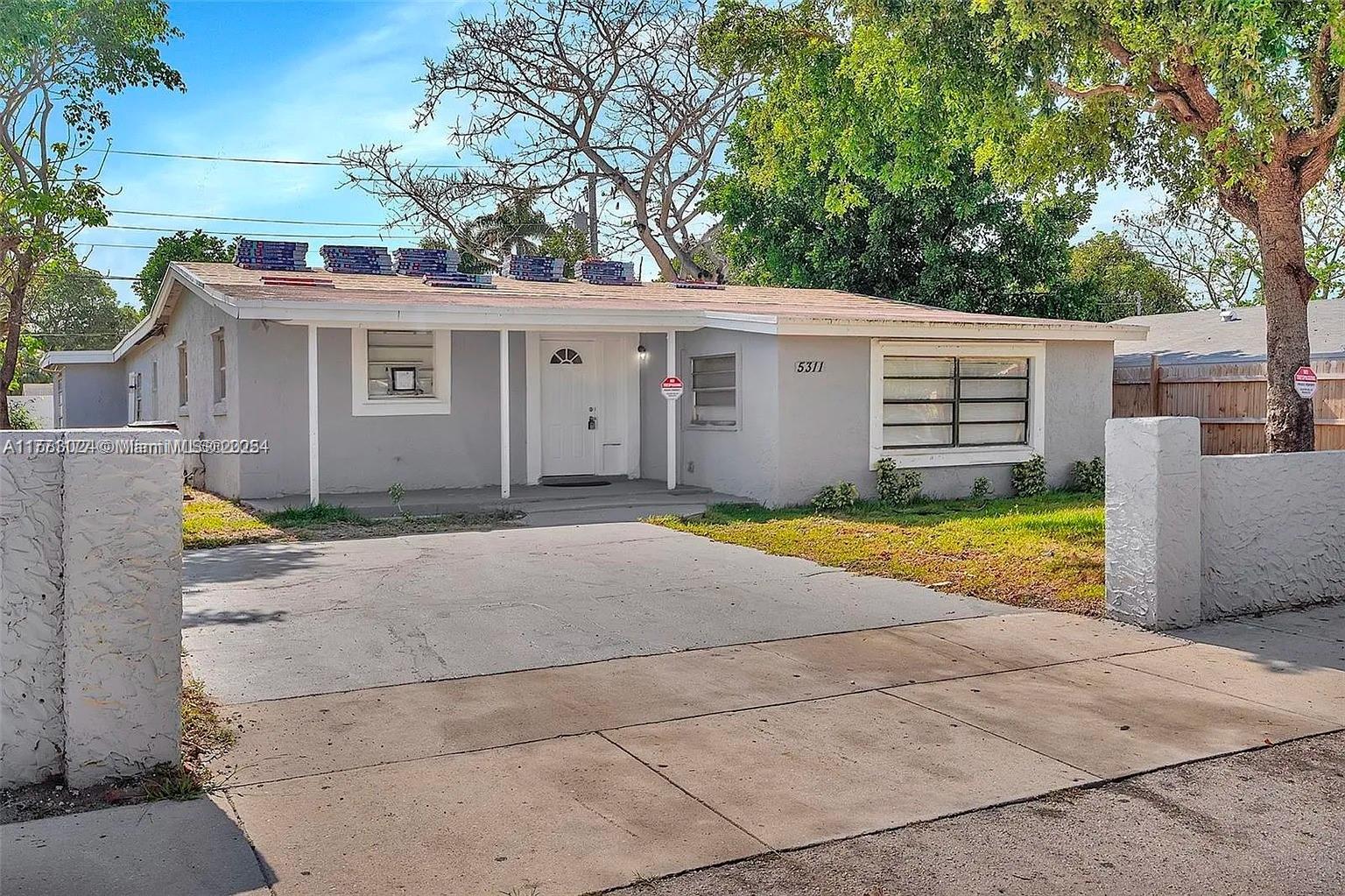 Rental Property at Address Not Disclosed, Deerfield Beach, Broward County, Florida - Bedrooms: 4 
Bathrooms: 1  - $2,500 MO.