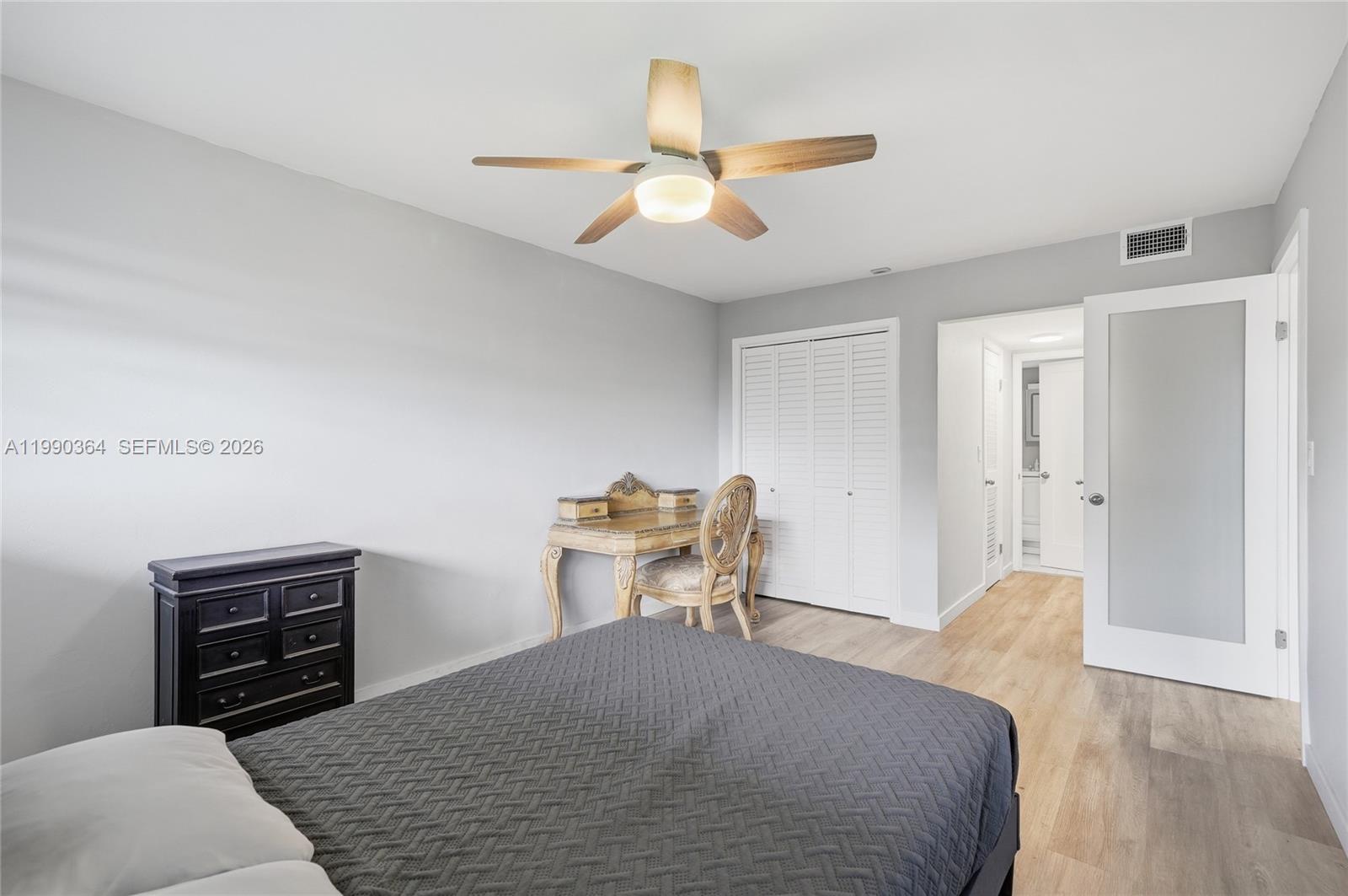 HILLCREST COUNTRY CLUB AP - Residential