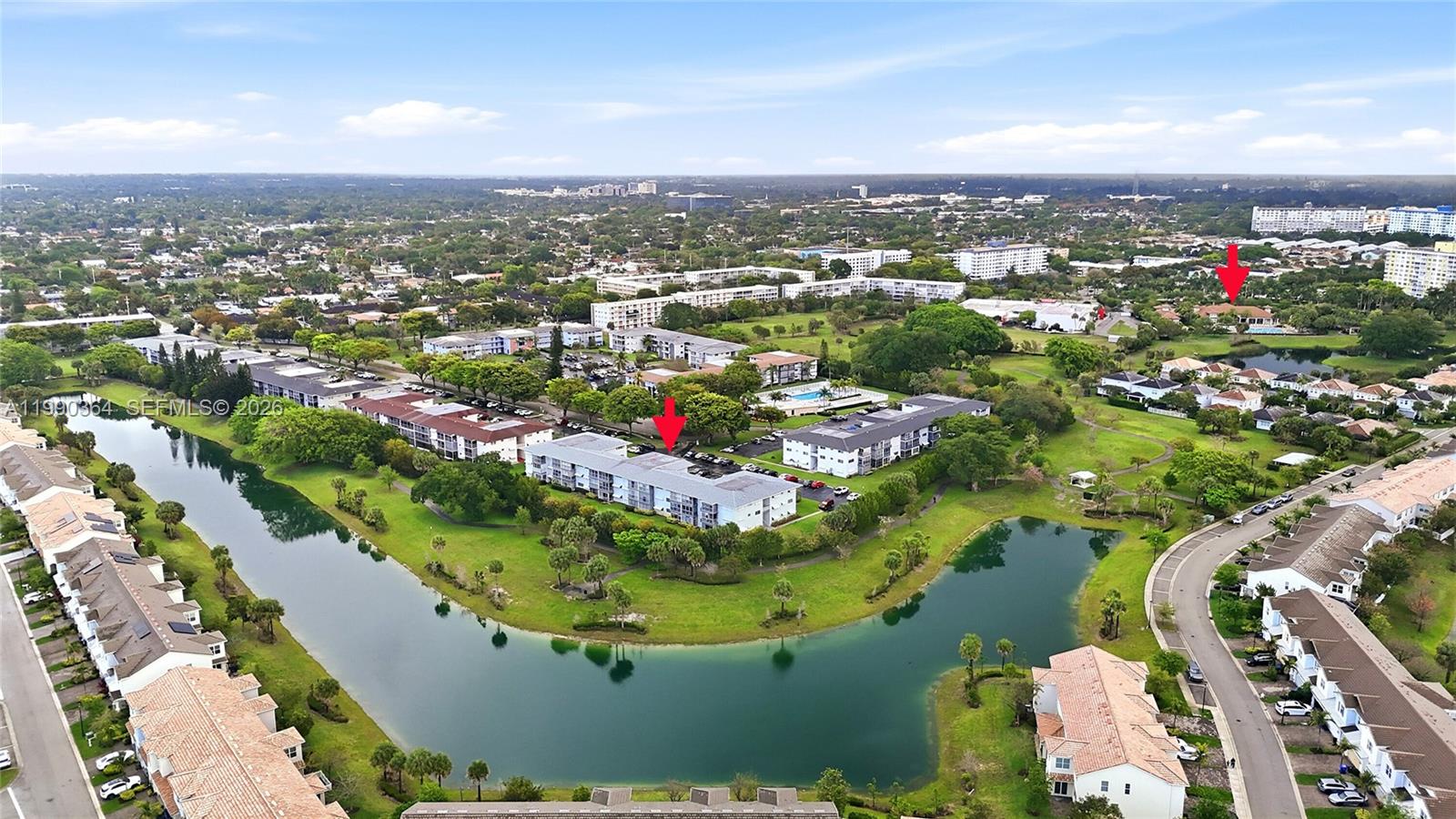 HILLCREST COUNTRY CLUB AP - Residential