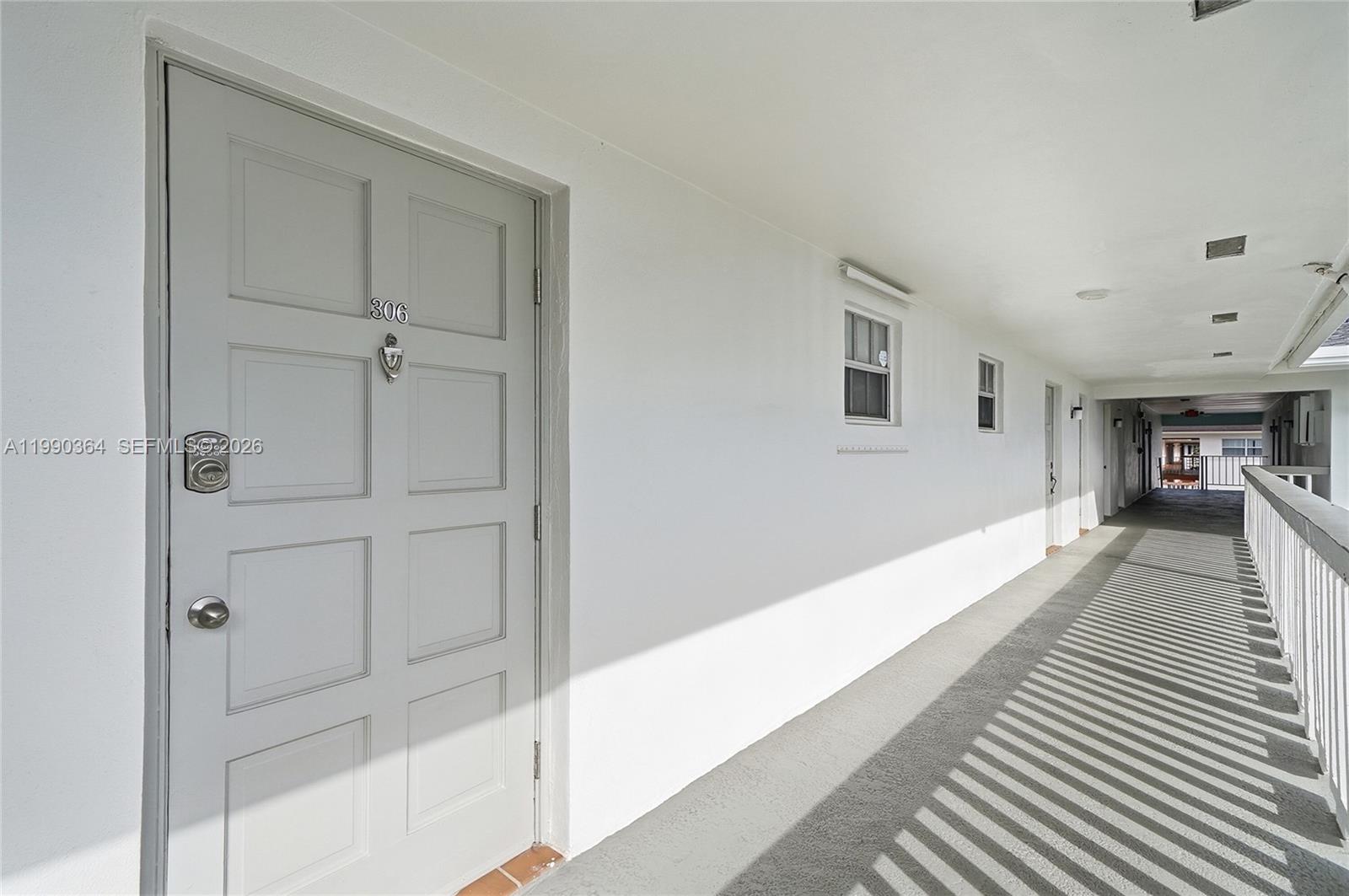 HILLCREST COUNTRY CLUB AP - Residential