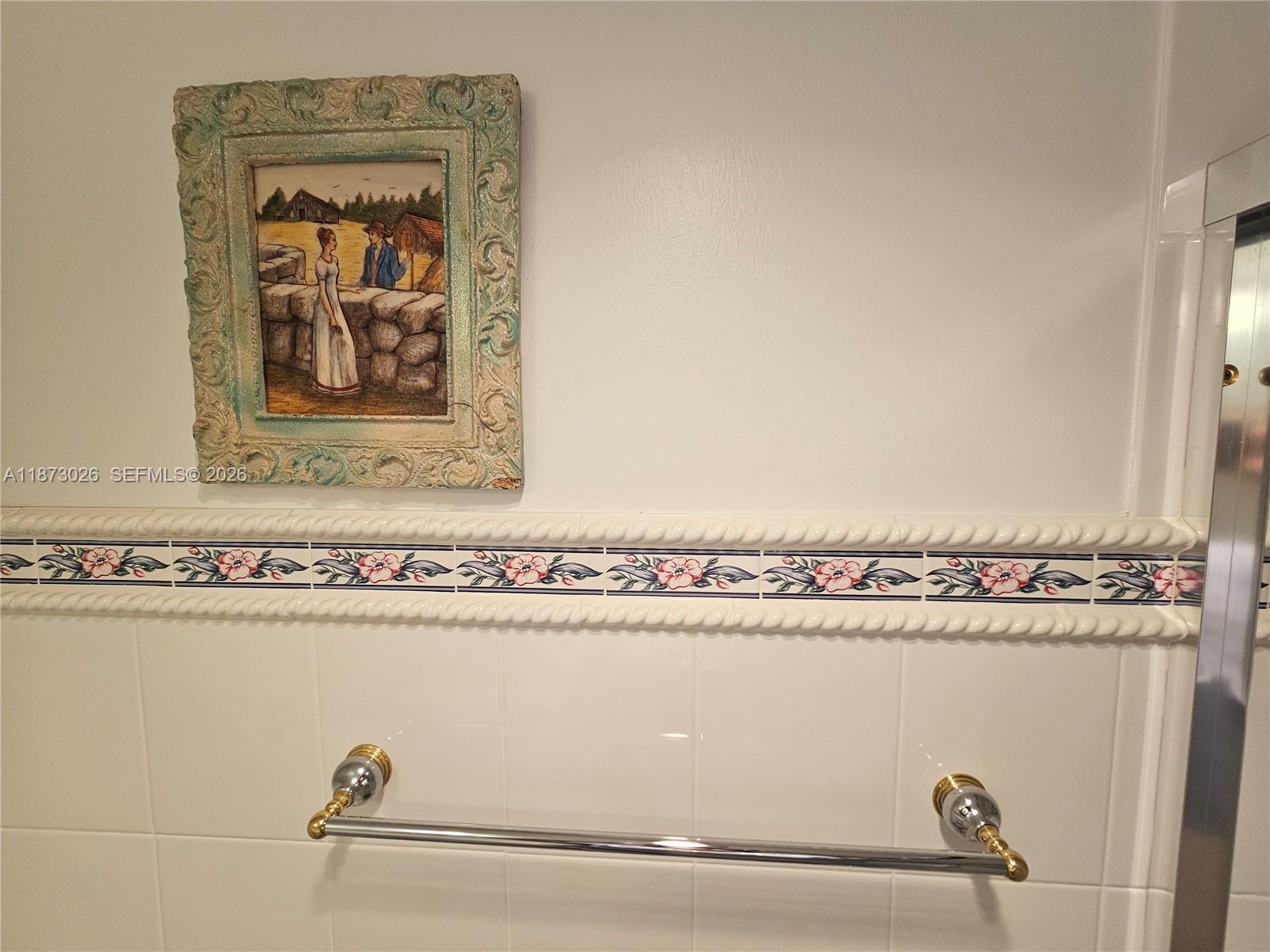 BISCAYA IV CONDO - Residential