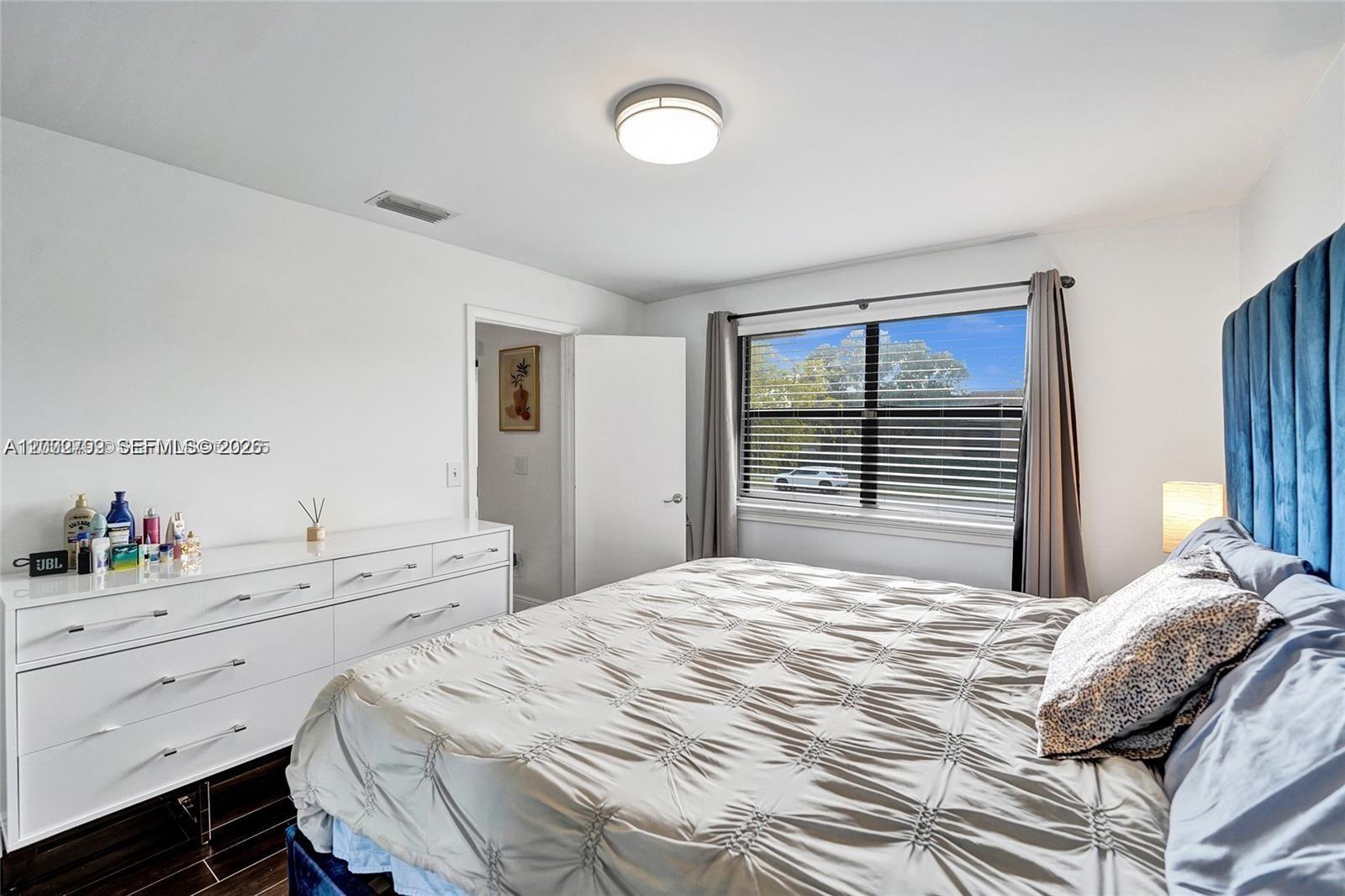 FAIRVIEW AT PEMBROKE POIN - Residential Lease