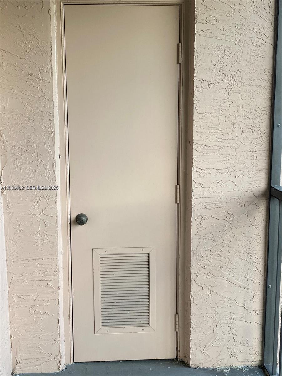 FAIRVIEW AT PEMBROKE POIN - Residential Lease