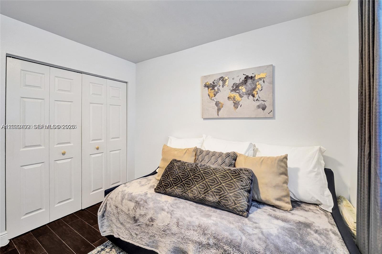 FAIRVIEW AT PEMBROKE POIN - Residential Lease
