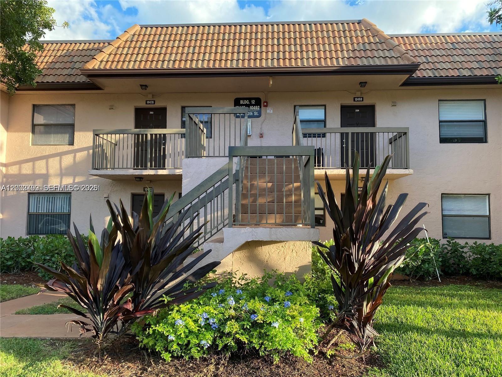 FAIRVIEW AT PEMBROKE POIN - Residential Lease