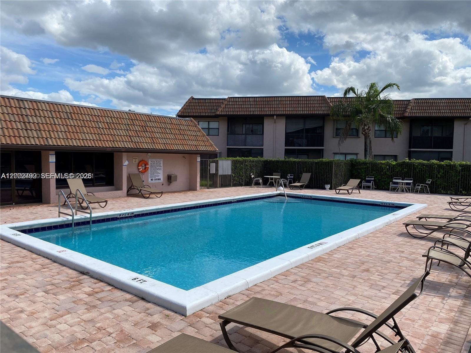FAIRVIEW AT PEMBROKE POIN - Residential Lease
