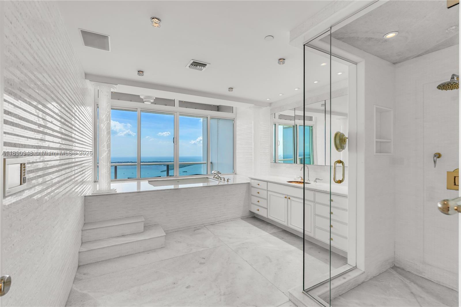 MILLENNIUM TOWER RESIDENC - Residential