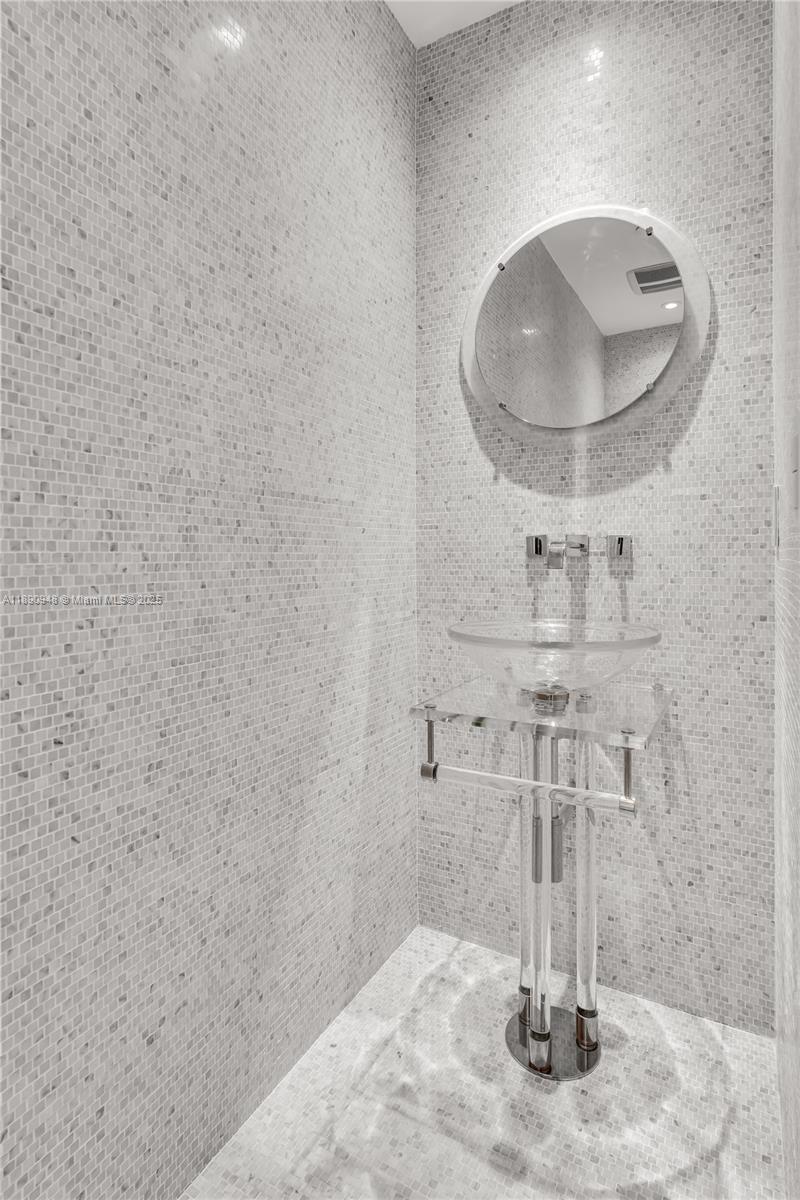 MILLENNIUM TOWER RESIDENC - Residential