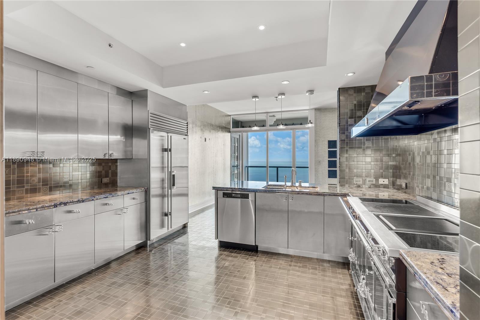 MILLENNIUM TOWER RESIDENC - Residential