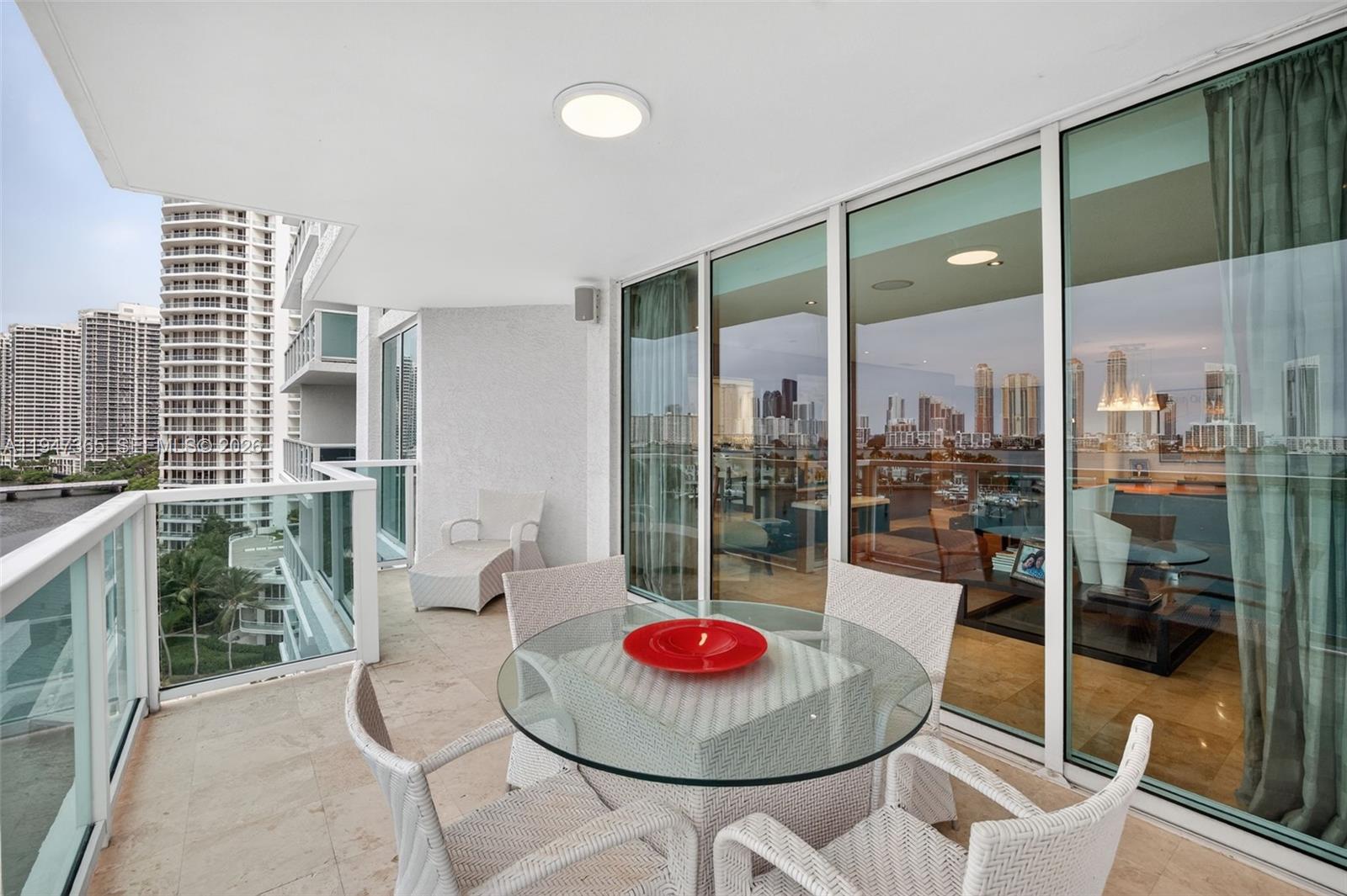 THE PENINSULA CONDO - Residential