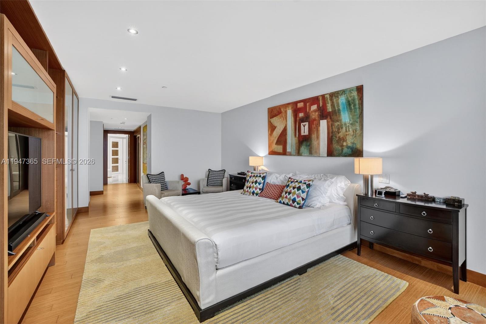 THE PENINSULA CONDO - Residential