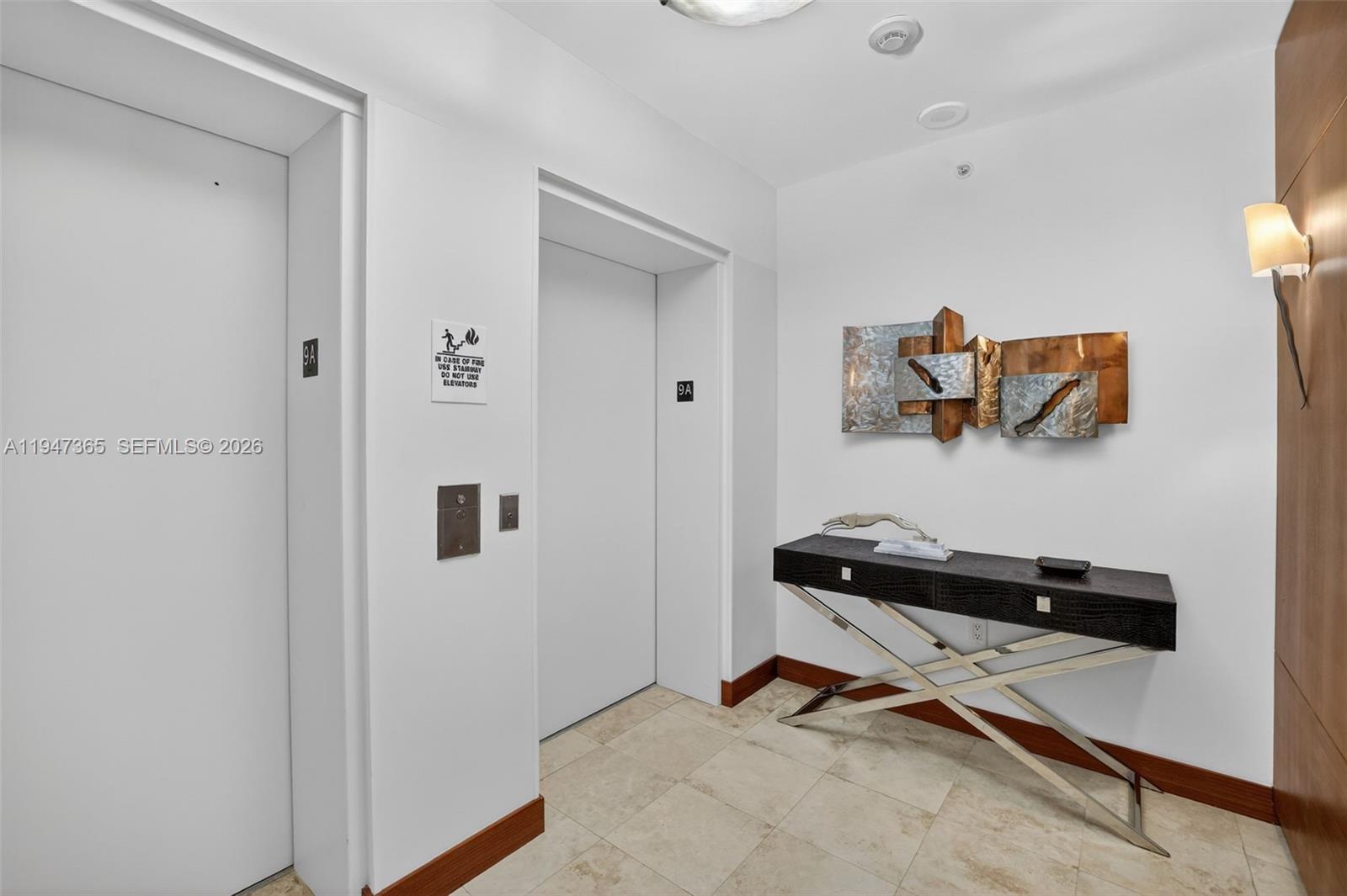 3201 NE 183rd St 906