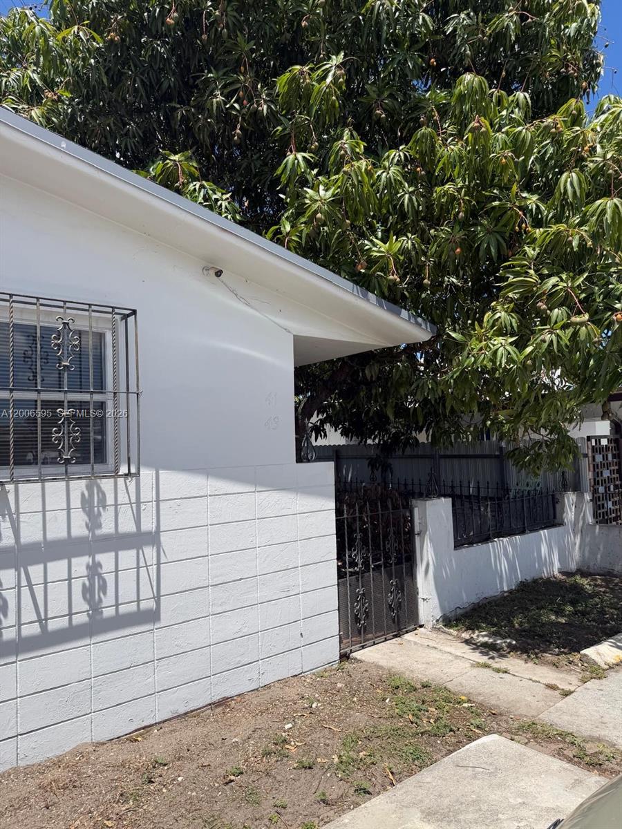 HIALEAH 3RD ADDN - Residential Income