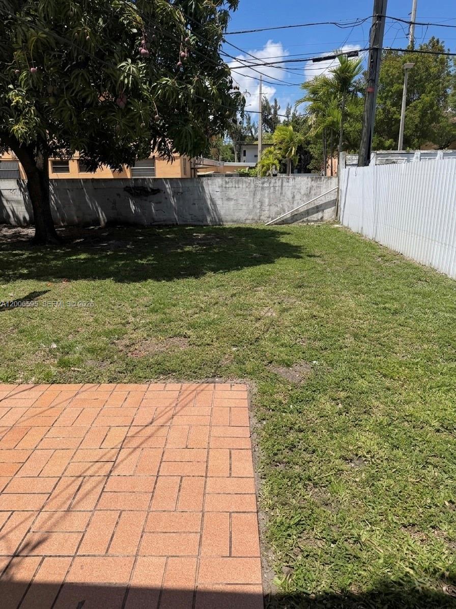 HIALEAH 3RD ADDN - Residential Income
