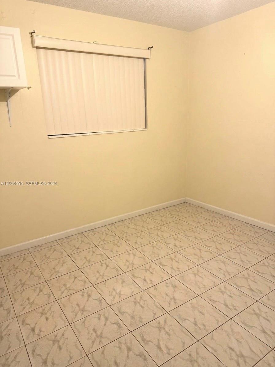 HIALEAH 3RD ADDN - Residential Income