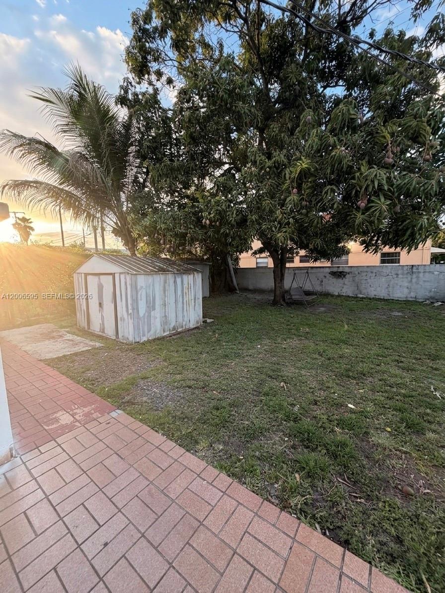 HIALEAH 3RD ADDN - Residential Income