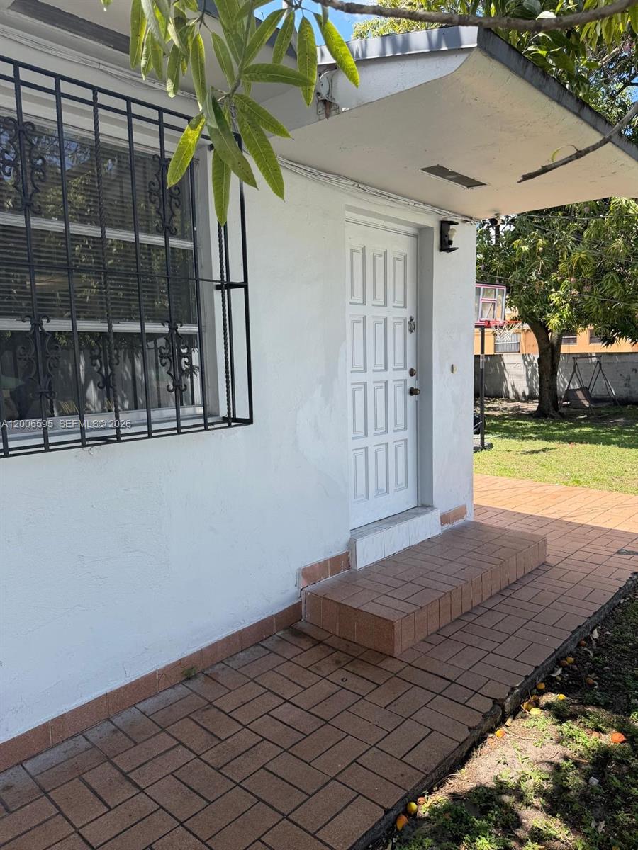 HIALEAH 3RD ADDN - Residential Income