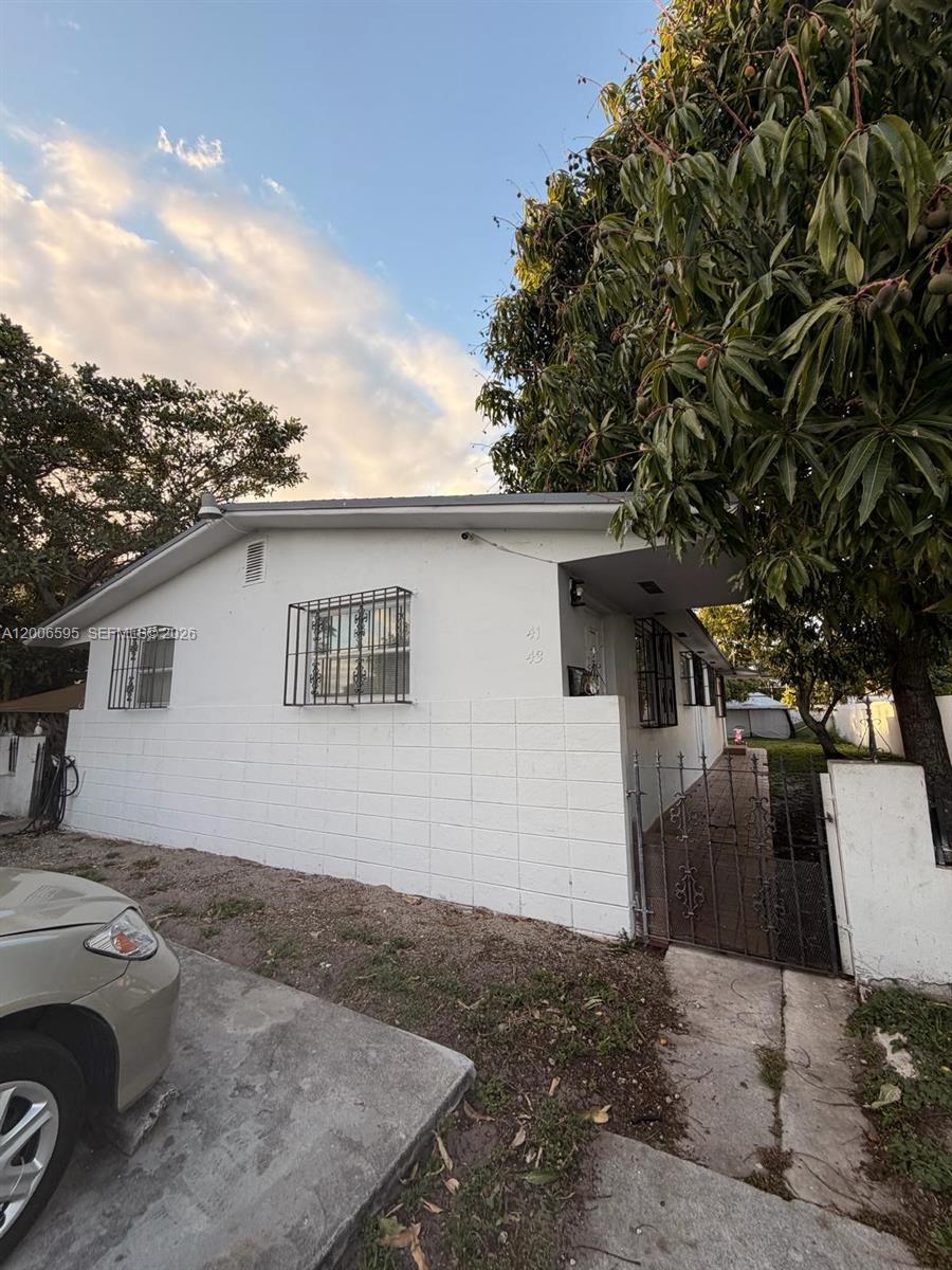HIALEAH 3RD ADDN - Residential Income