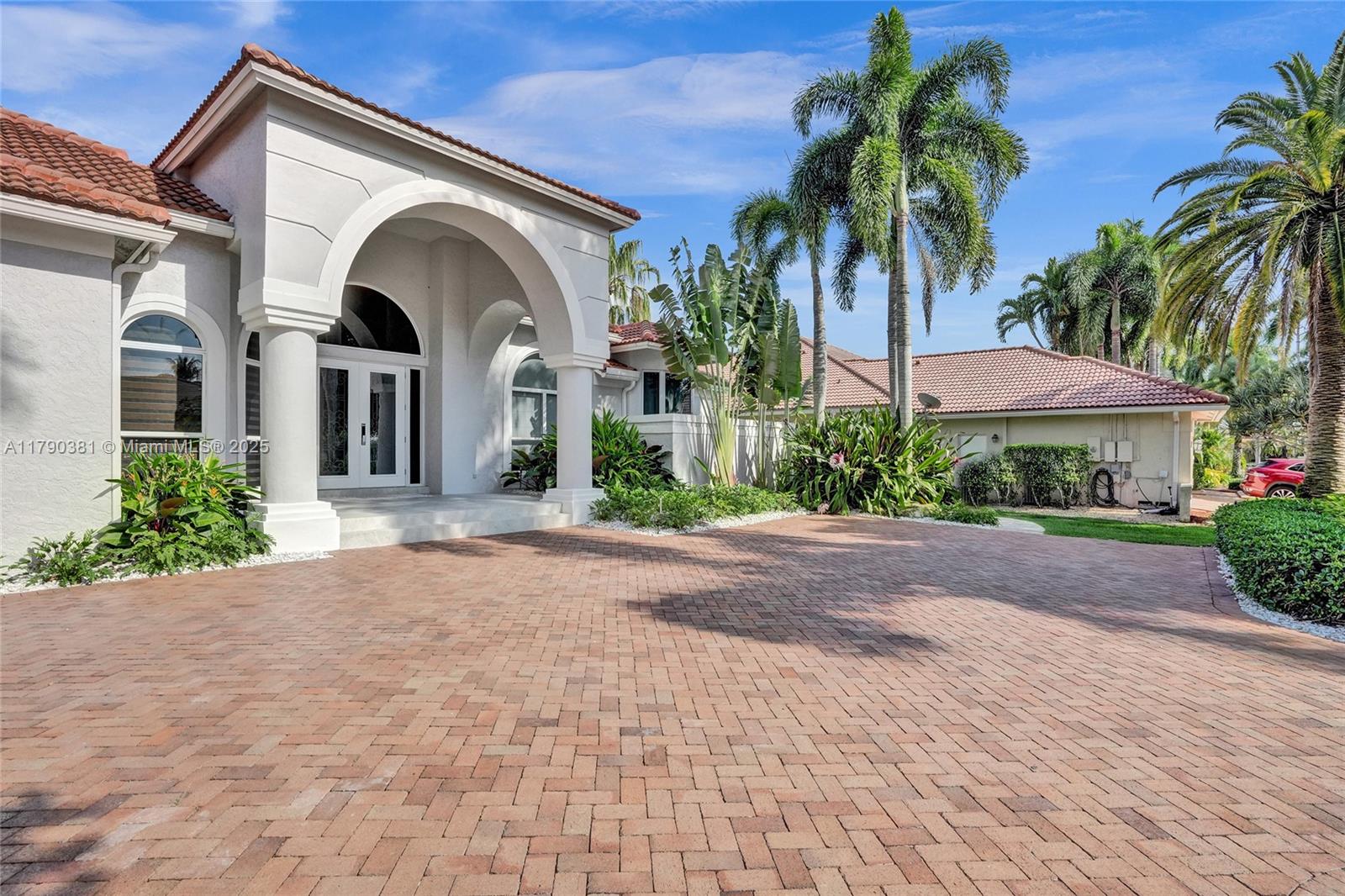 2670 Cypress Ln