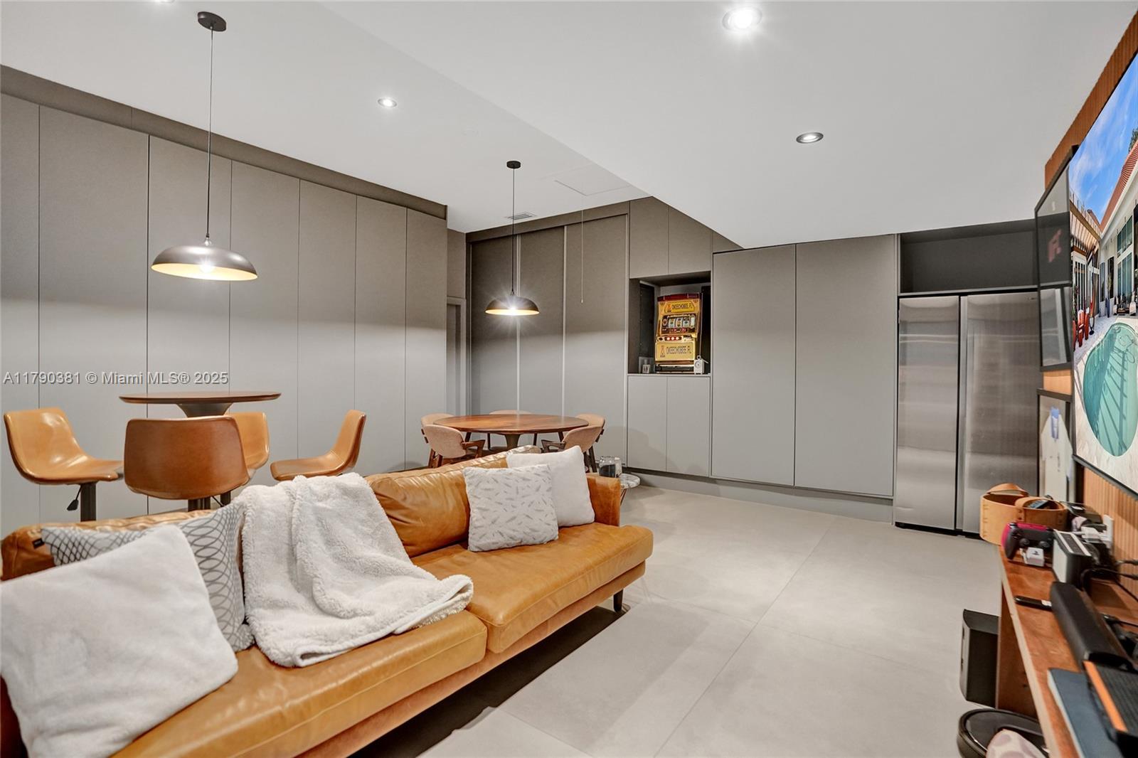 SECTOR 7 SOUTH - Residential