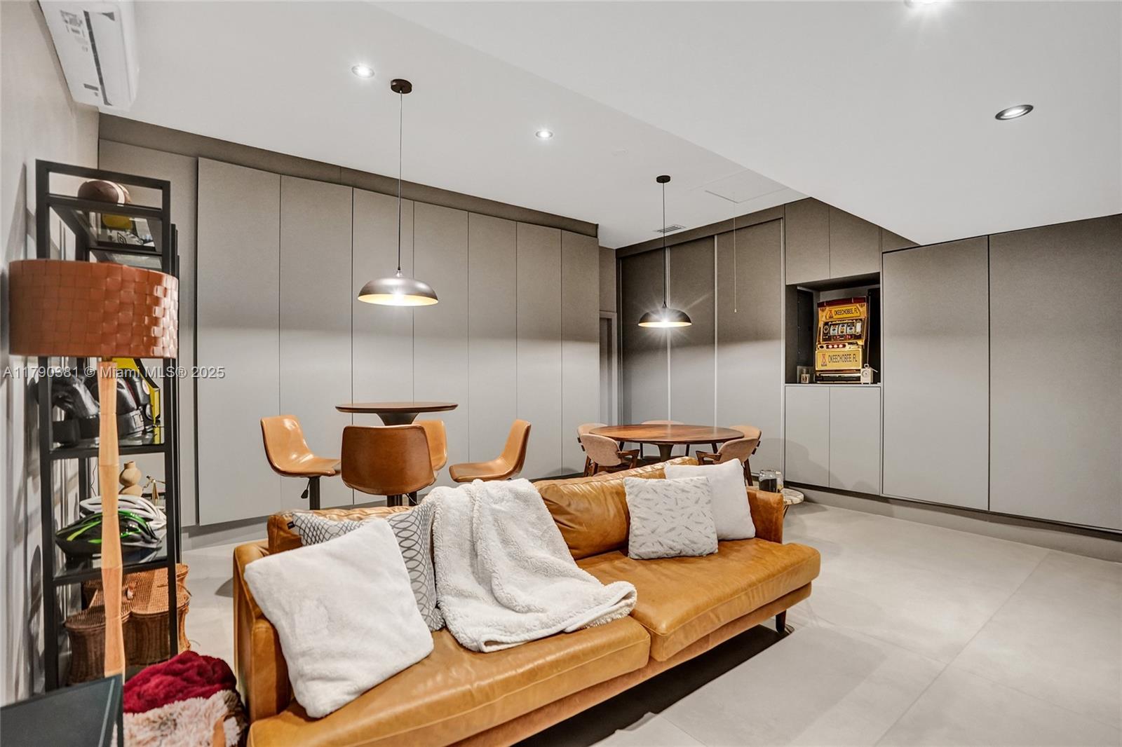 SECTOR 7 SOUTH - Residential
