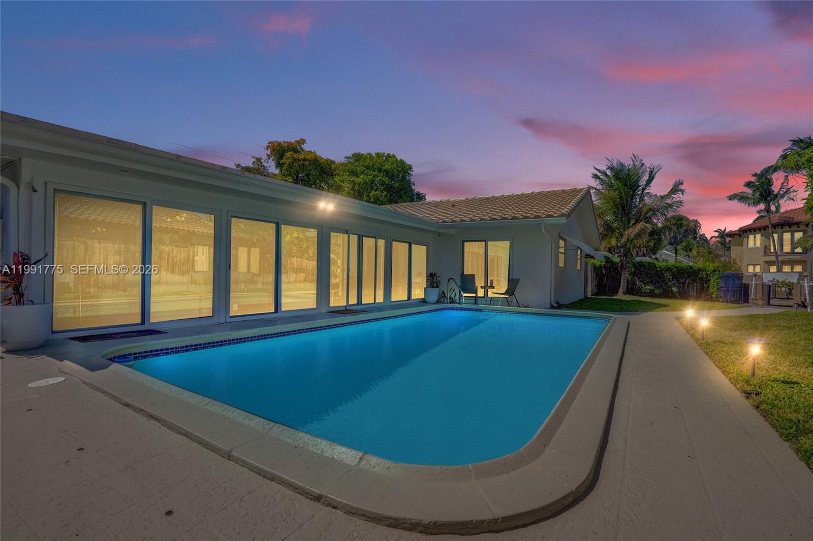 CORAL RIDGE COUNTRY CLUB - Residential