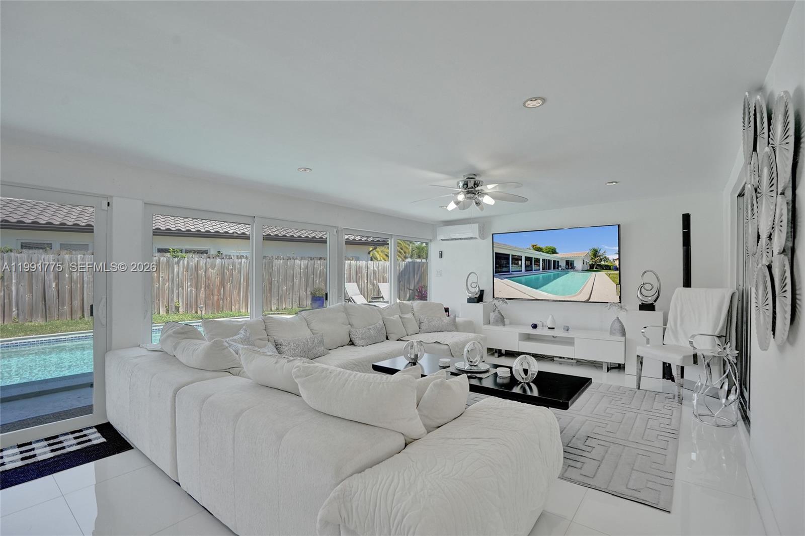 CORAL RIDGE COUNTRY CLUB - Residential