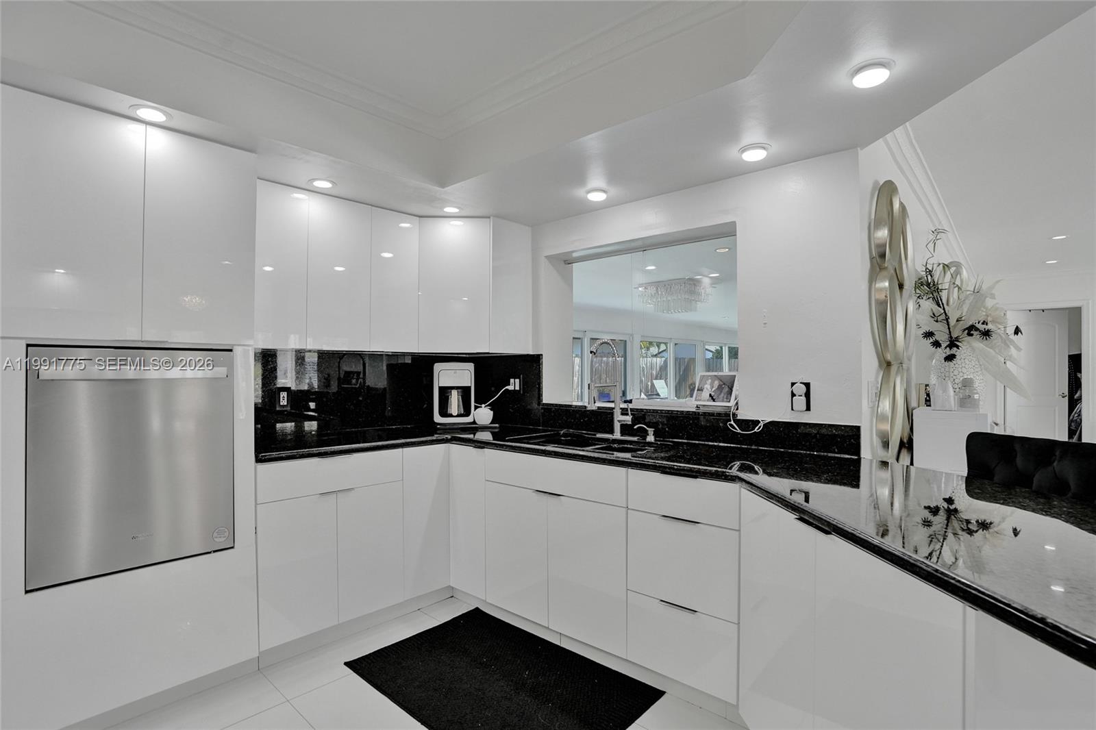 CORAL RIDGE COUNTRY CLUB - Residential