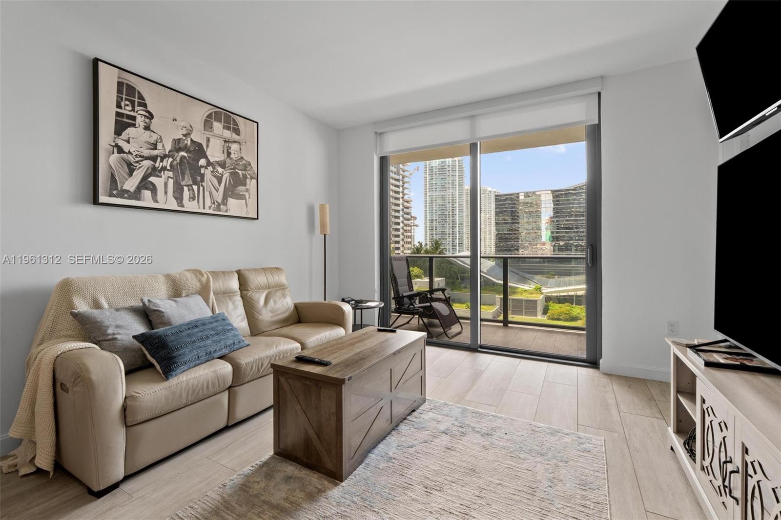 BRICKELL HEIGHTS EAST CON - Residential