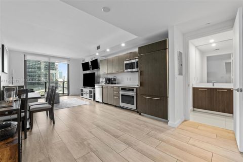 45 SW 9th St 1109 Miami FL 33130