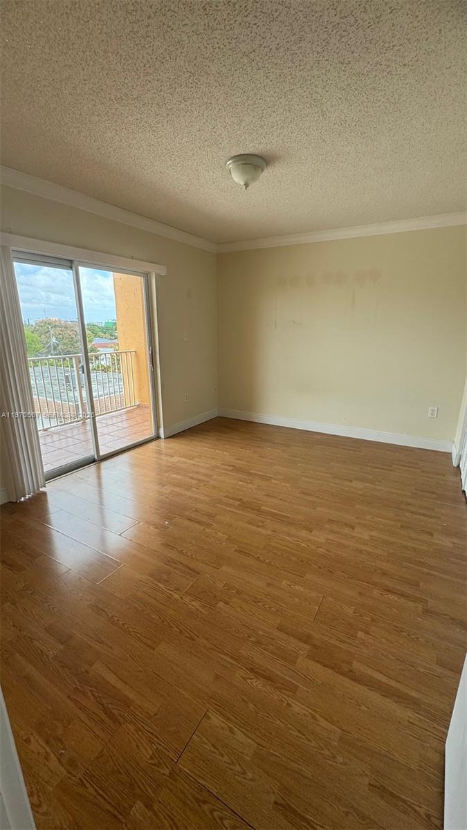 CITY VIEW BY THE GROVE CO - Residential