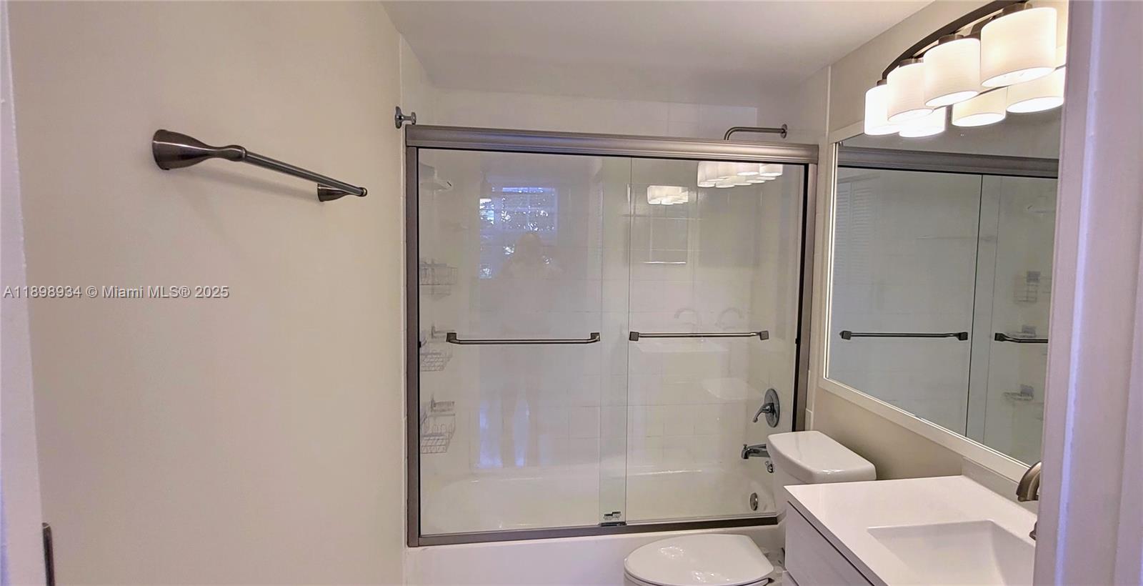 THE YACHT CLUB AT AVENTUR - Residential Lease