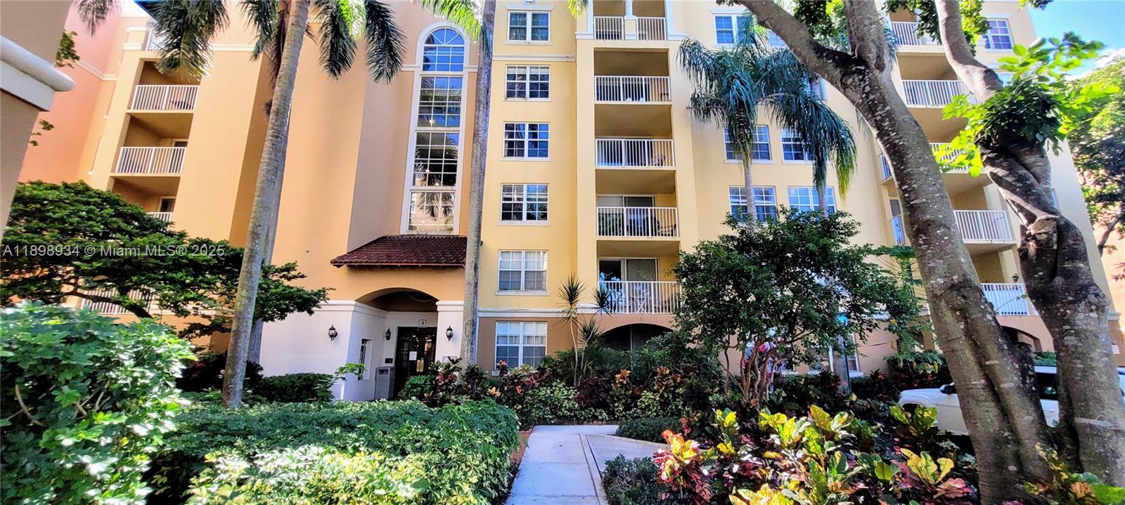 THE YACHT CLUB AT AVENTUR - Residential Lease